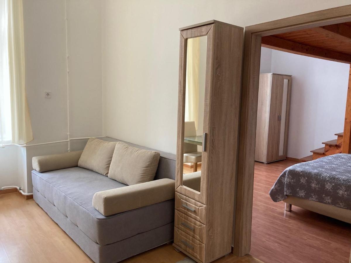 Szechenyi Apartman Eger Exterior photo
