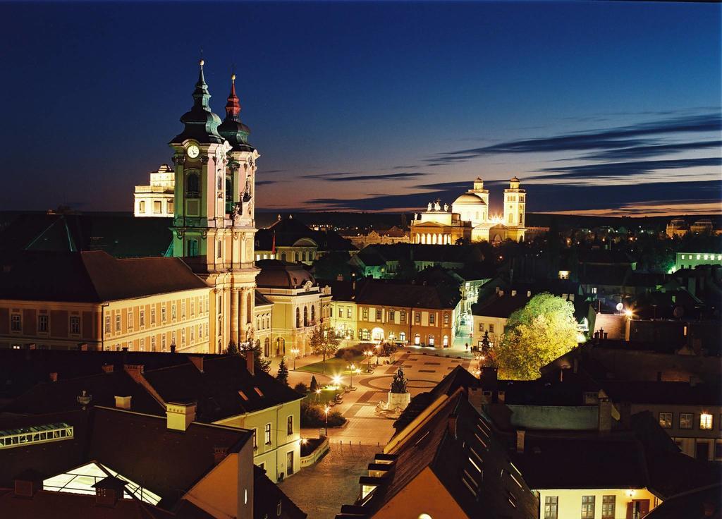 Szechenyi Apartman Eger Exterior photo